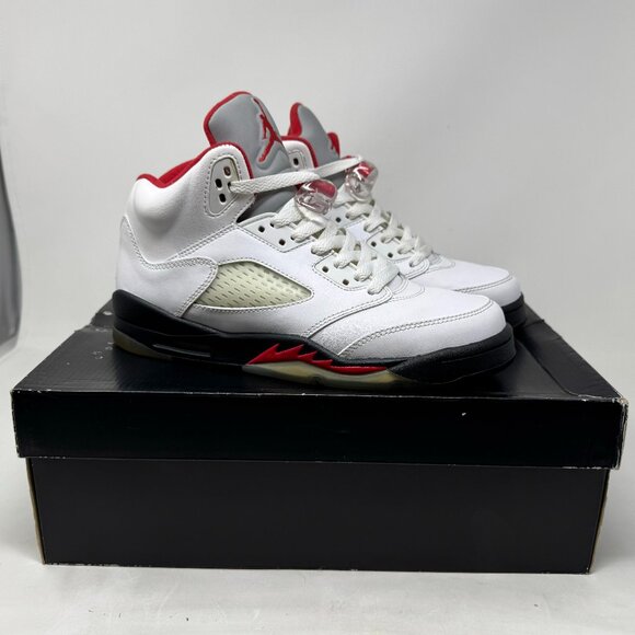 Air Jordan Retro GS Fire Red Sneakers Size Basketball Shoes